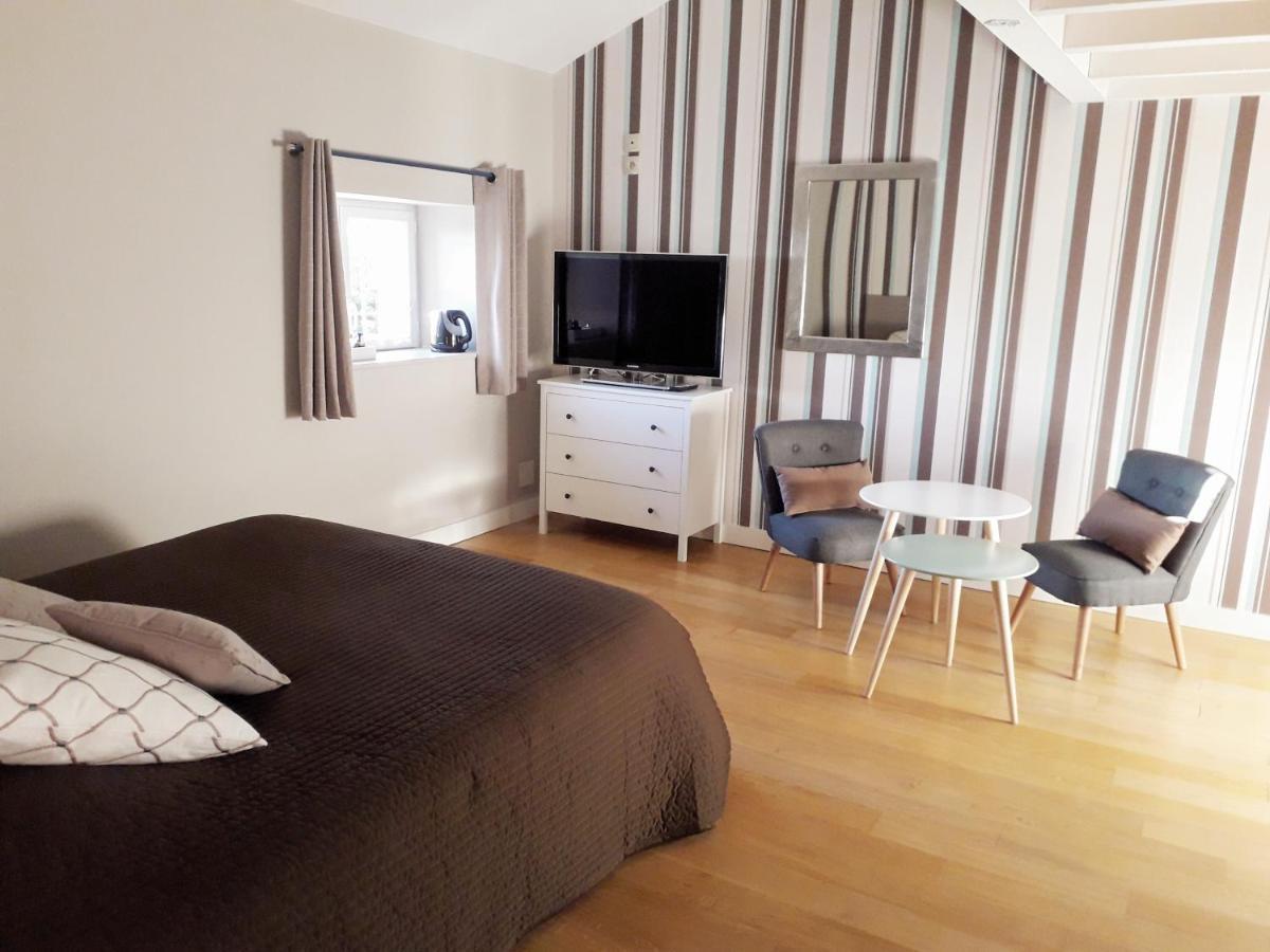 La Tourelle De Chevignat Bed and Breakfast Courmangoux Εξωτερικό φωτογραφία