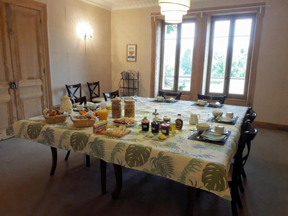 La Tourelle De Chevignat Bed and Breakfast Courmangoux Εξωτερικό φωτογραφία
